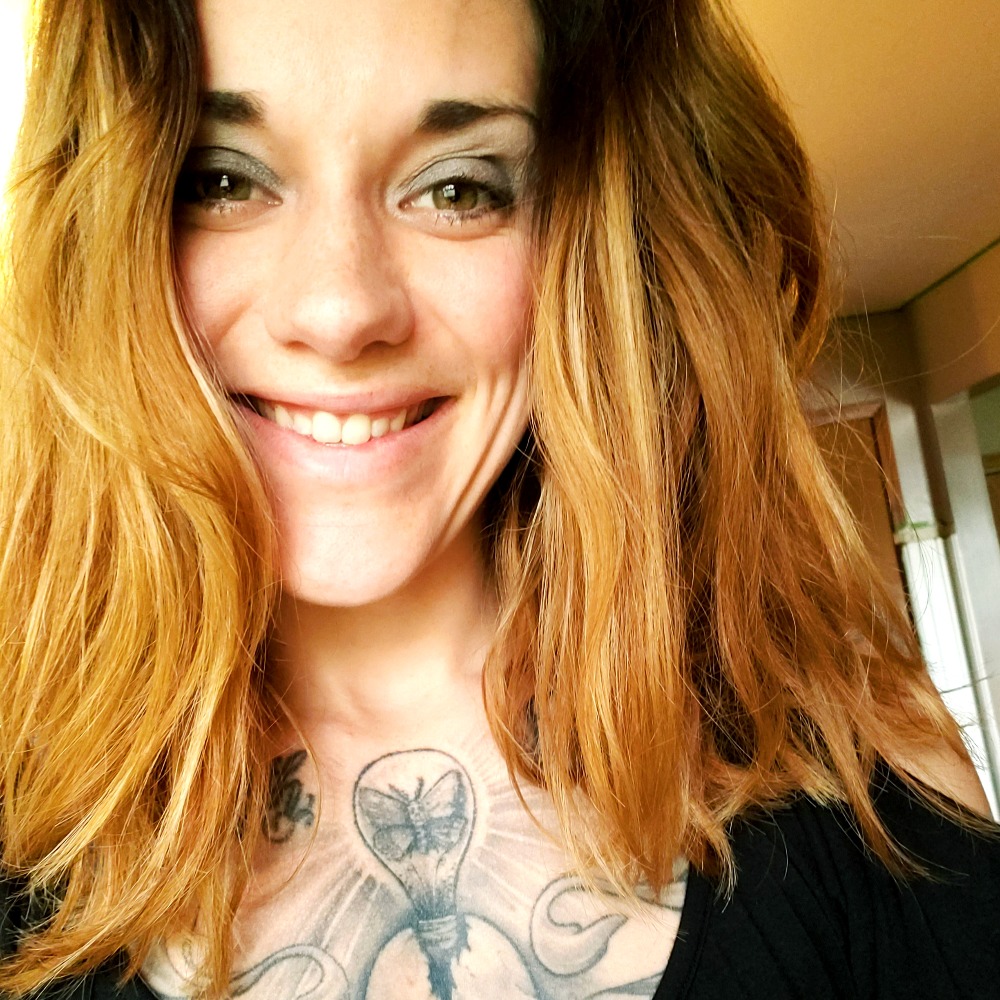 Meet your Posher, Ashlie